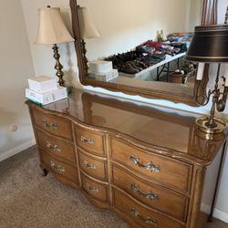 9-Cabinet Wooden Dresser w/ Detached Mirror