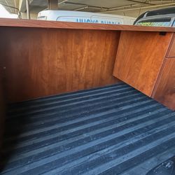 100% Wood Desk with chair, Great Condition!