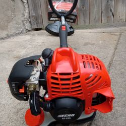 Like-New Echo GT-225 21.2cc Gas 2-Stroke Curved Shaft String Trimmer 