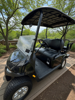2024 EZGO Valor 4 Golf Cart in like new condition