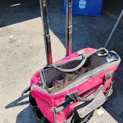 husky bag on wheels $60