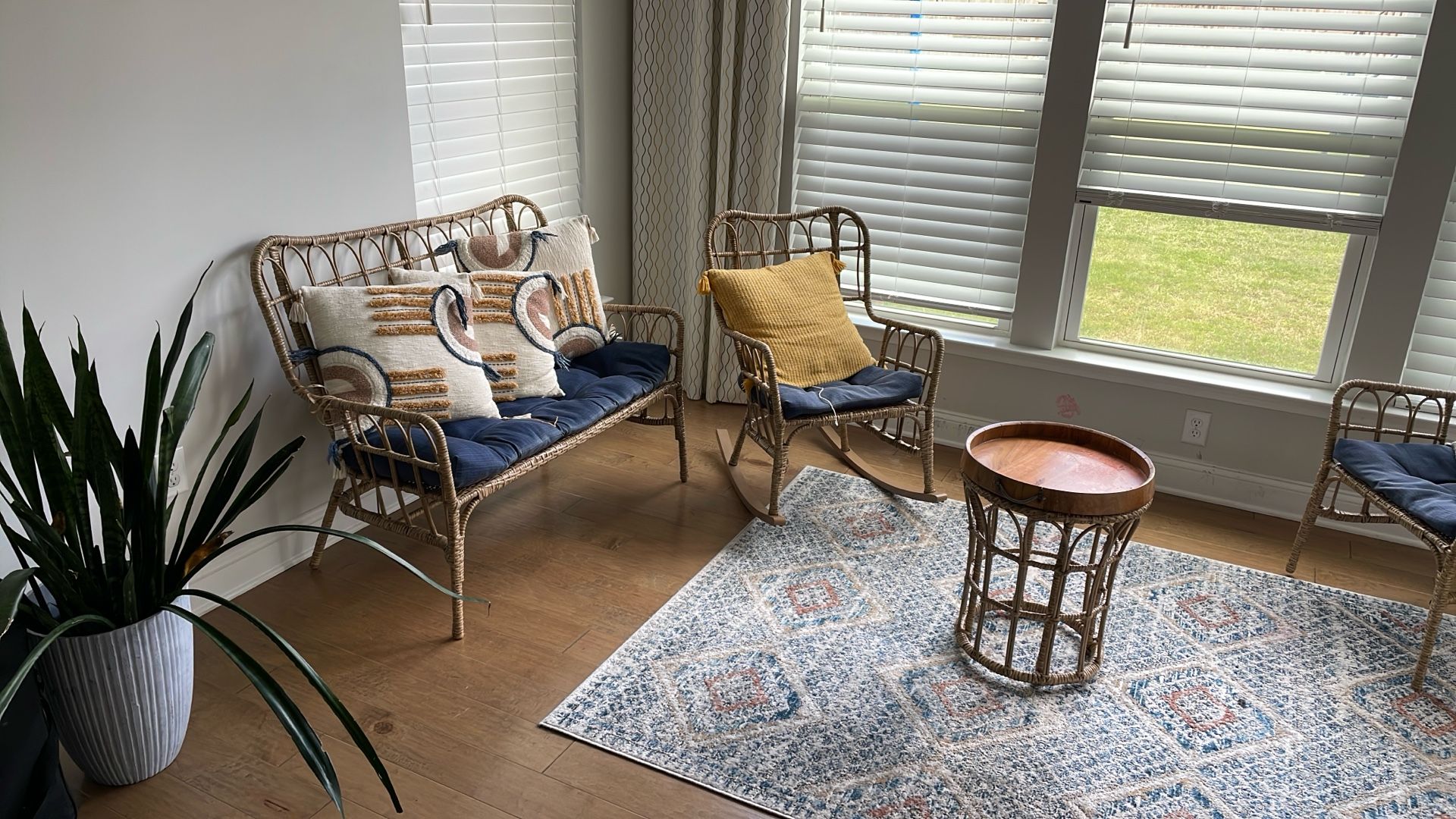 Sunroom/Patio Furniture