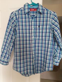 Boys size 10-12 medium Izod shirt
