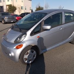 2012 Mitsubishi Mie-v 