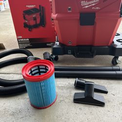 Milwaukee M18 FUEL NEXUS 6 Gallon Wet/Dry Vacuum with PACKOUT Compatibility, (Tool Only) Item #539a