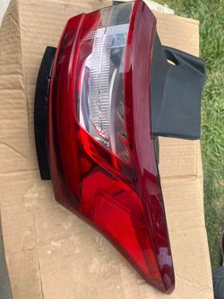 18-21 Chevrolet traverse tail light
