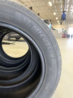 Michelin Tires  (255/50R19)  Thumbnail