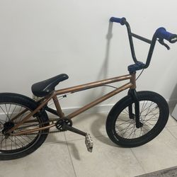 Bicicleta BMX Simple 21.25 con componentes Odyssey S&M Kinkbike CO Primo