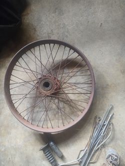 Old Harley Davidson Parts There Off A 1921 Harley