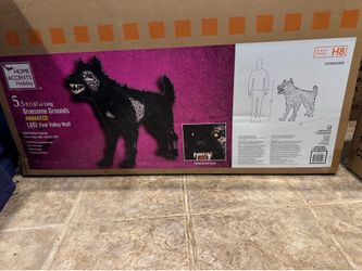 New Gruesome Grounds 5.5Ft LED Fear Valley Wolf.