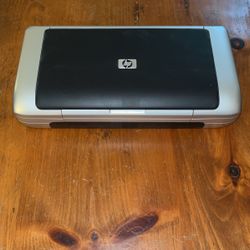 HP Deskjet 460 Portable Color Printer