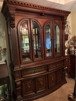 China cabinet