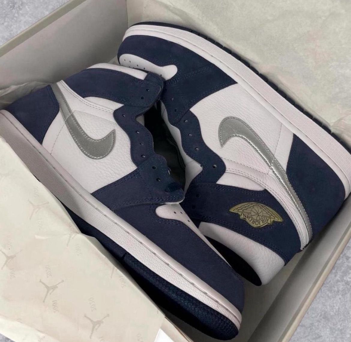 Nike Air Jordan 1 Retro High https://offerup.com/redirect/?o=Q08uSlA= Midnight Navy (2020) - Size 11.5