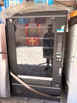 Snack Vending Machine