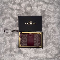 Coach Wristlet Purse 