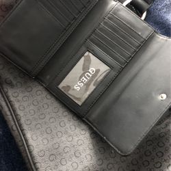 Guess Hand Bag w/wallet 
