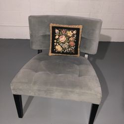 Vintage Embroidered Flower Pillow 