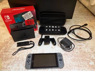 NINTENDO SWITCH + ACCESSORIES
