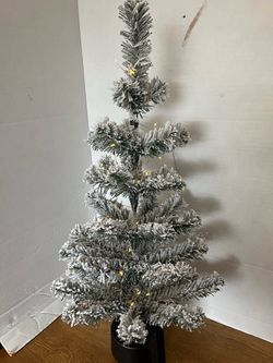 24" Flocked Artifical Fir Tree with LED Lighting (Steady or Twinkling)