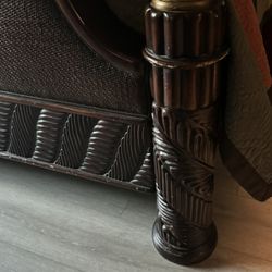 Queen Bedroom Set-ready to move in