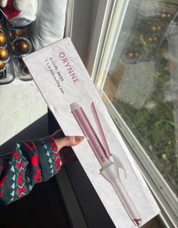 New hair curling iron