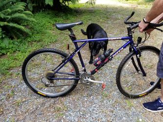 Tequesta Terra mountain bike, right gear line needs replaced. Bike pump, and welgo click.on over rock shoes size 8.