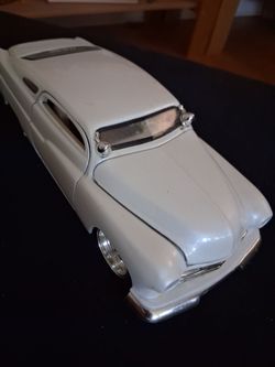 Pearl White 1951 Ford Mercury Due Cast Mosel Car