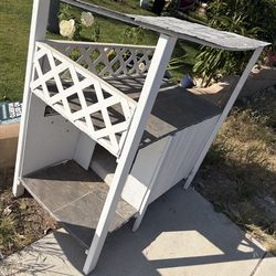 Dog house built w new materials. My Dog didn’t like