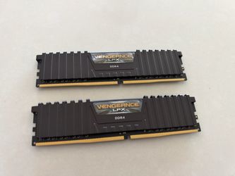 Corsair 16GB Kit (2×8GB) DDR4 3200
