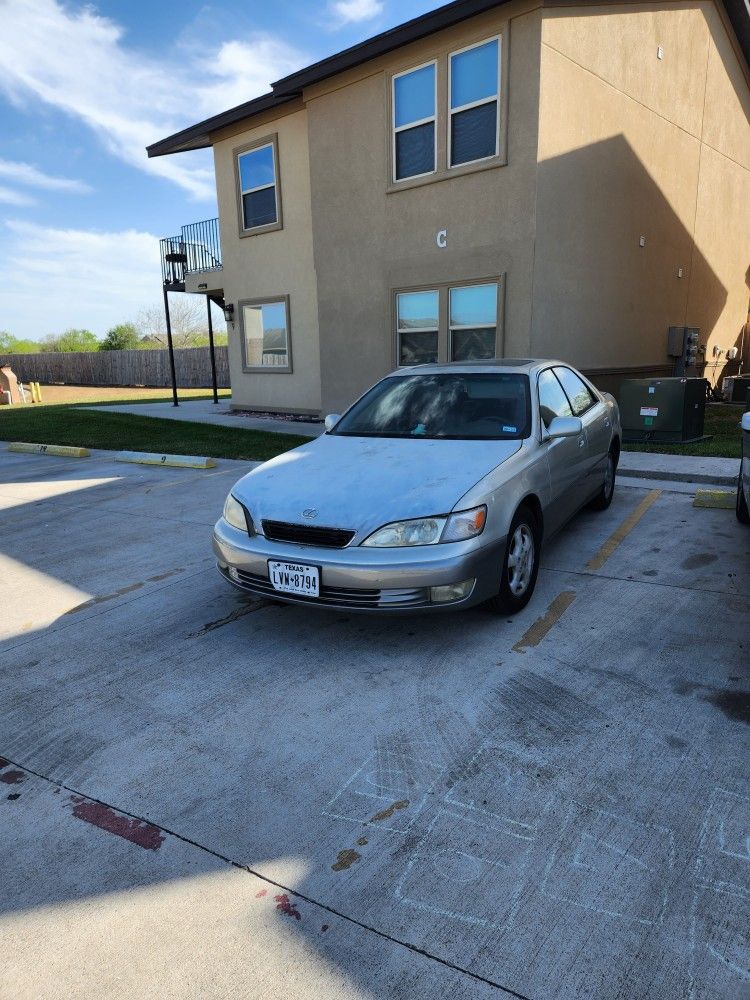 1999 Lexus ES 300