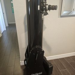 Orion SkyQuest XT8 8” Dobsonian Telescope + 