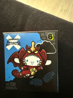 Hello kitty Godzilla