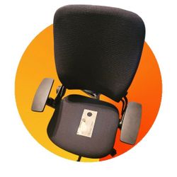 Steelcase Ergonomic Office Chair with Adjustable Armrests LEAP V2