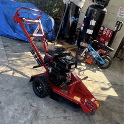 Toro SGR-13 390 cc Gasoline 4-Cycle Stump Grinder
