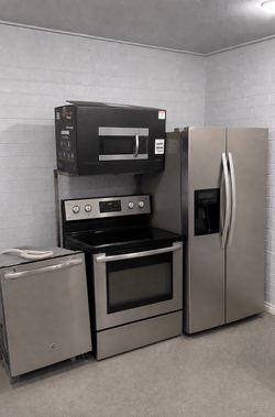 Full kitchen appliances set