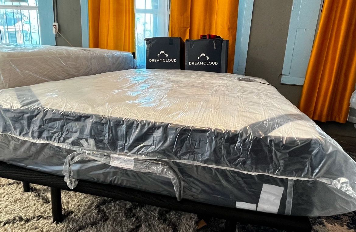 New Clearance Sale ⭐️ New Luxury Dreamcloud Full Size Cashmere Hybrid Gel Mattress ⭐️ Finance With $0 Down ⭐️ Shop Now Pay Later