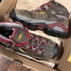 KEEN - Women’s boots