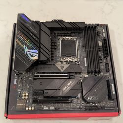 Z690 ASUS Strix Motherboard