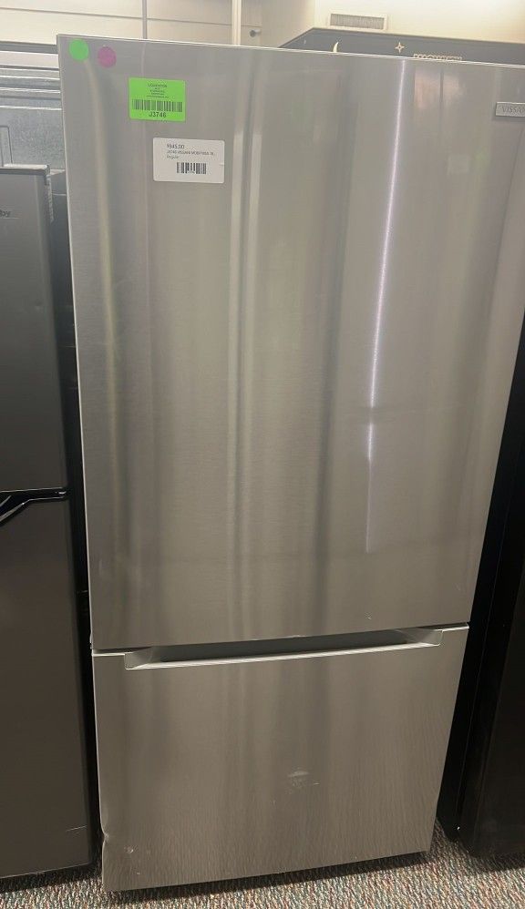 VISSANI MDBF18SS 18.7 cu. ft. Bottom Freezer Refrigerator DB0 for Sale