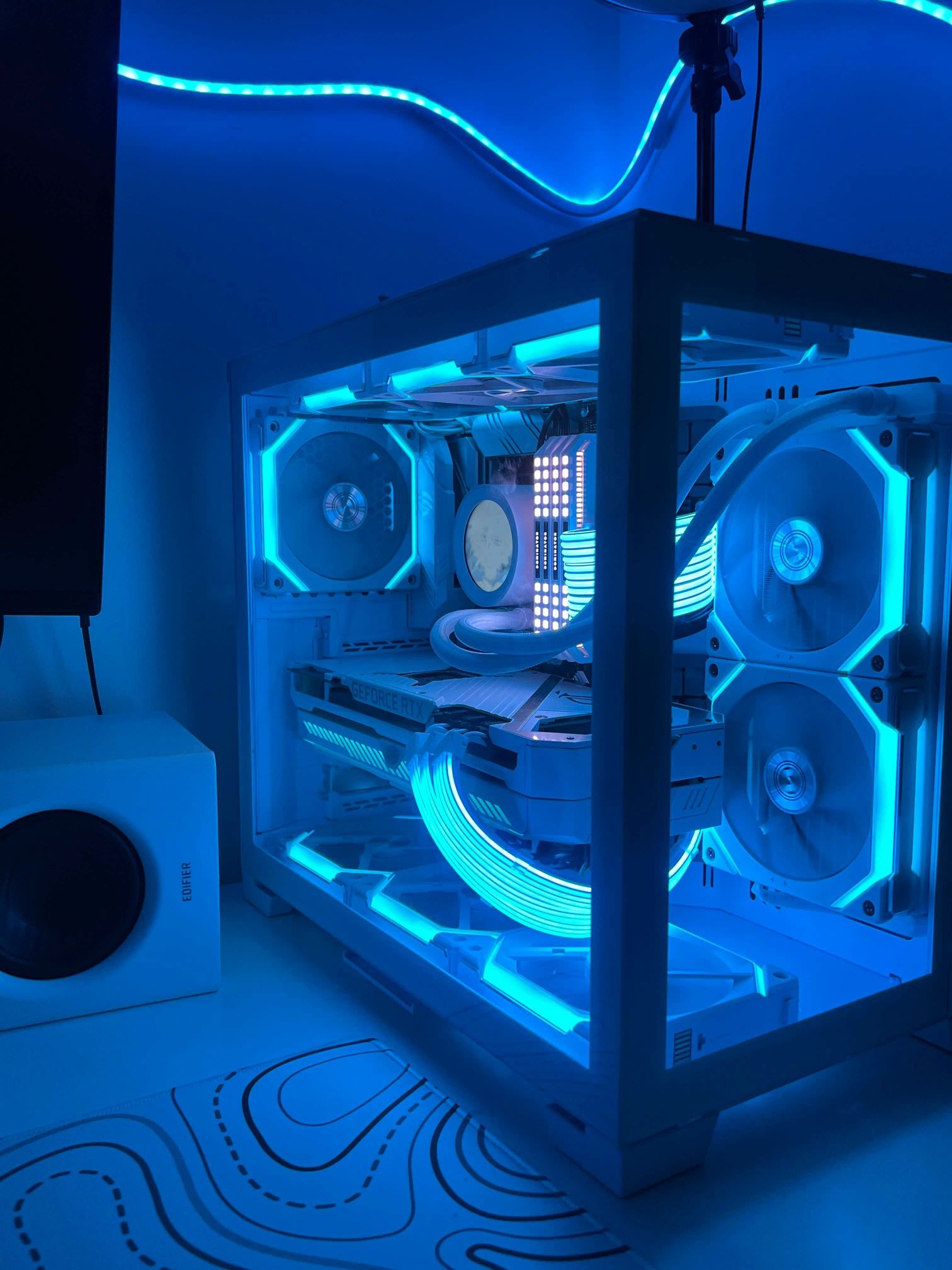 Custom built gaming pc and Accessories