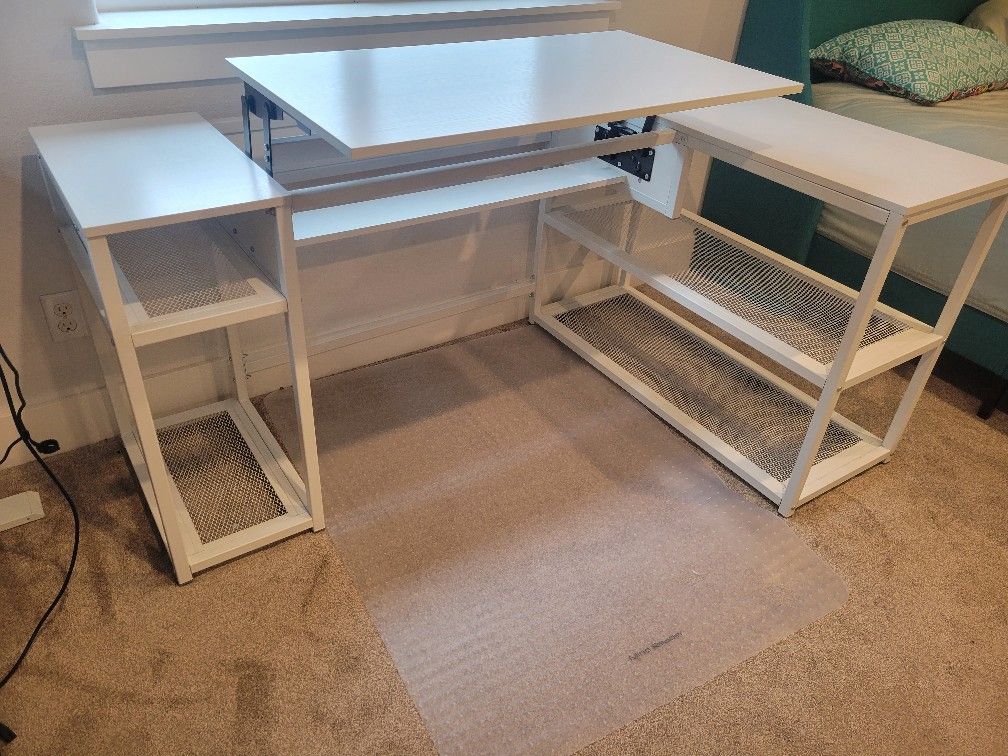 Corner Desk Adjustable Height.