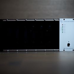 Rupert Neve Designs R6 500 Series Chassis