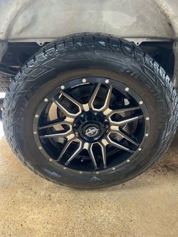 Chevy off road rims 16’s