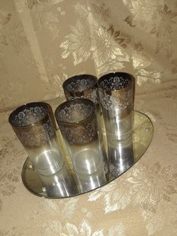 Vintage glassware..  $ 10