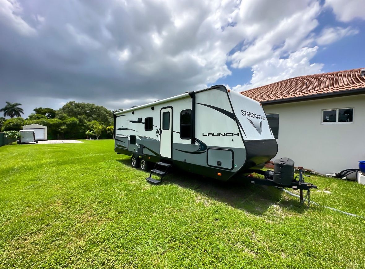 2018 24ft StarCraft Camper