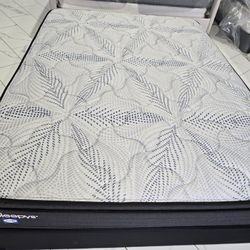 Queen Sizes Mattress And Box Spring 