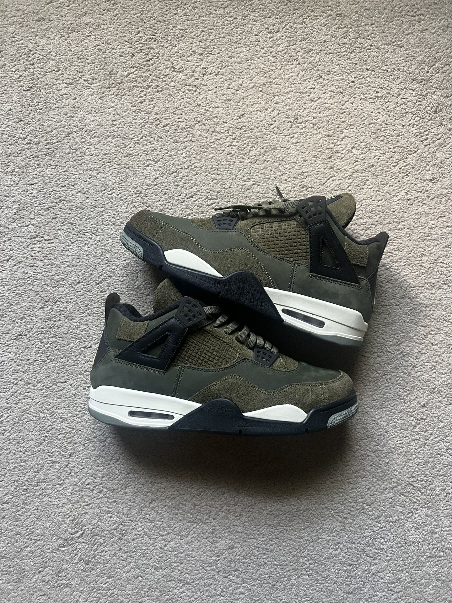Jordan 4 “Olive” Size 13