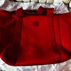 👜 Dagne Dover XL Landon Carryall – Discontinued Red