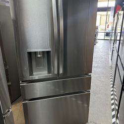 LG 4 Door Mega Capacity Refrigerator 