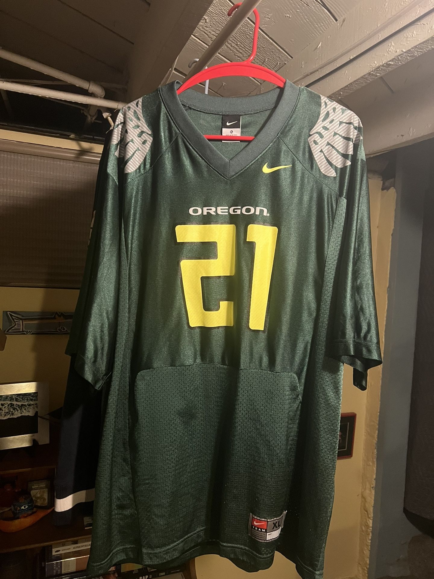 Men’s Nike Oregon Ducks XL Football Jersey #21
